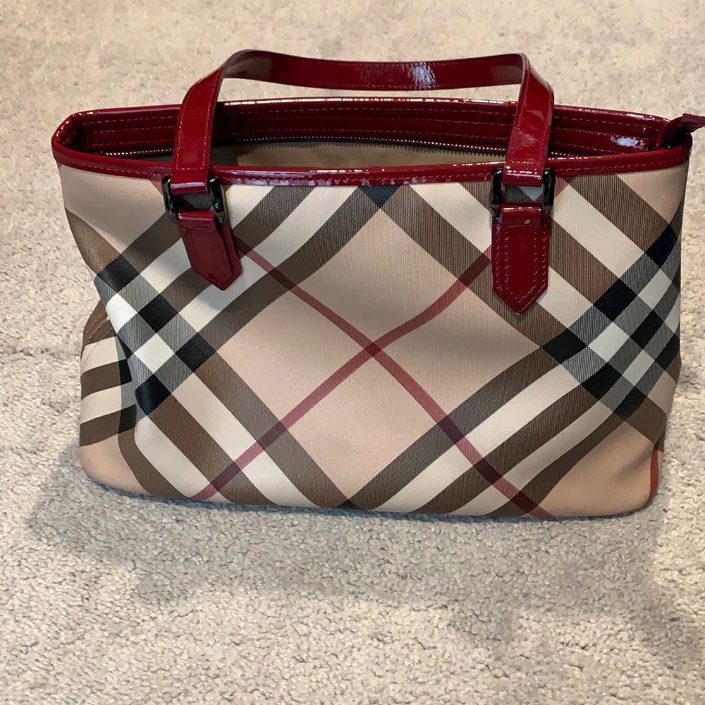 Burberry tote